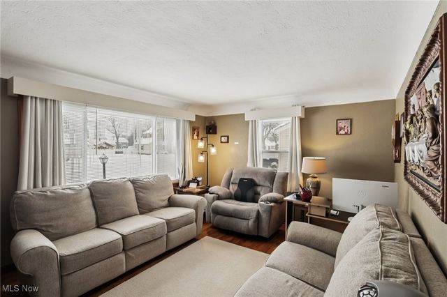 3033 avon Boulevard, Ashtabula, OH 44004