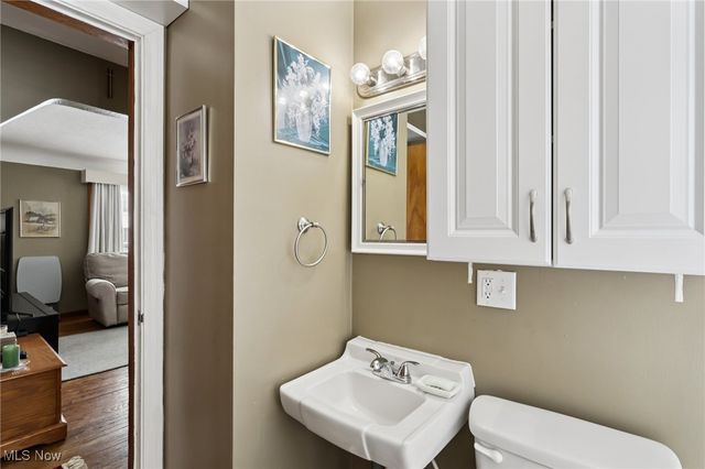 3033 avon Boulevard, Ashtabula, OH 44004