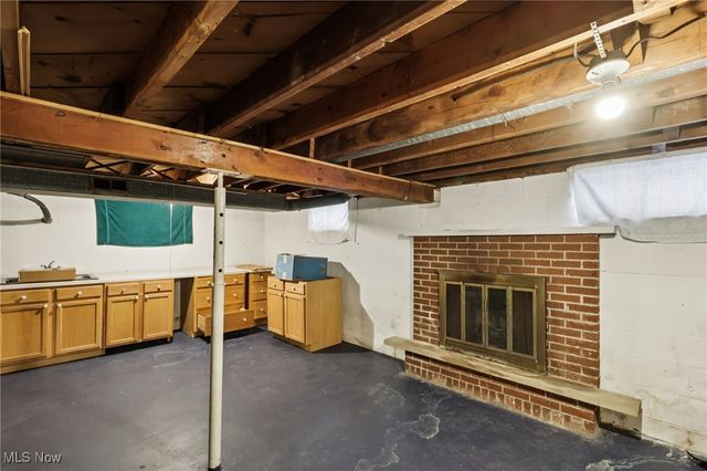 3033 avon Boulevard, Ashtabula, OH 44004