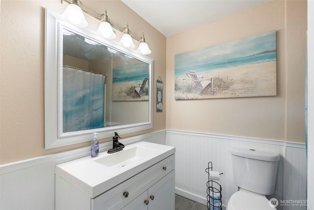 809 4th Avenue NE, Chehalis, WA 98532
