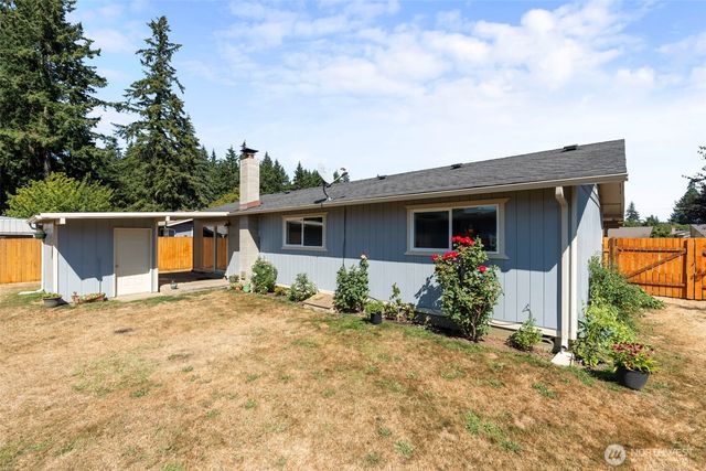 809 4th Avenue NE, Chehalis, WA 98532