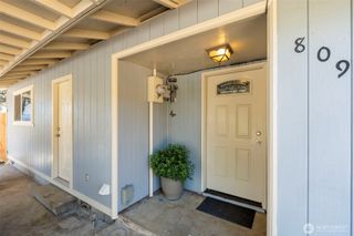 809 4th Avenue NE, Chehalis, WA 98532