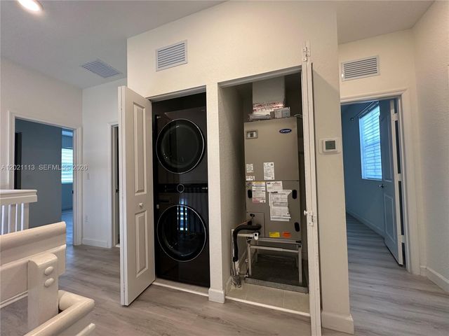 20352 NW 6th Ave, Miami Gardens, FL 33169