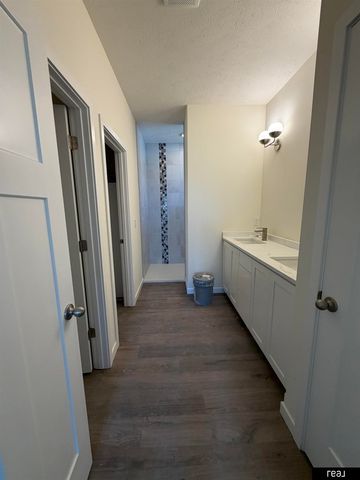 12019 S 44 Street, Bellevue, NE 68123