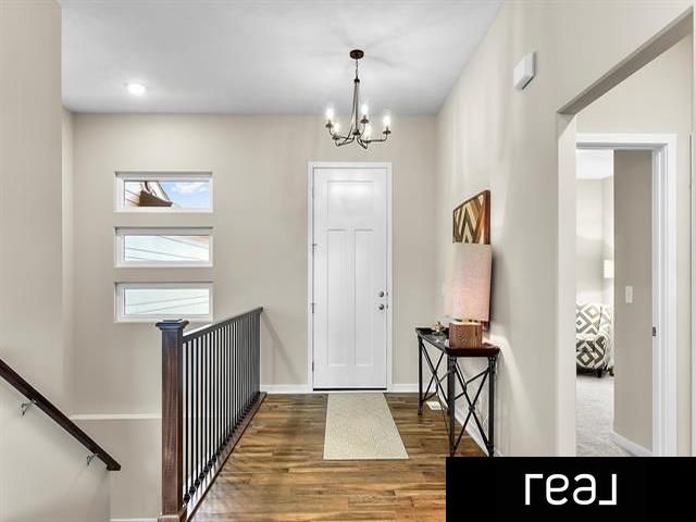 12019 S 44 Street, Bellevue, NE 68123