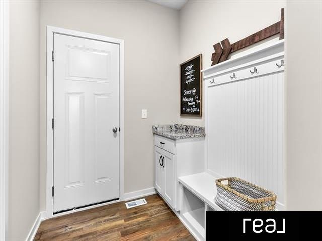 12019 S 44 Street, Bellevue, NE 68123