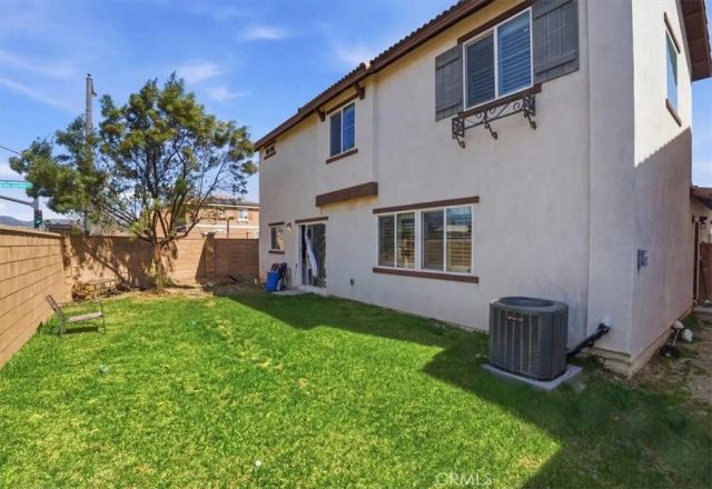 7512 Sleepy Creek, Fontana, CA 92336