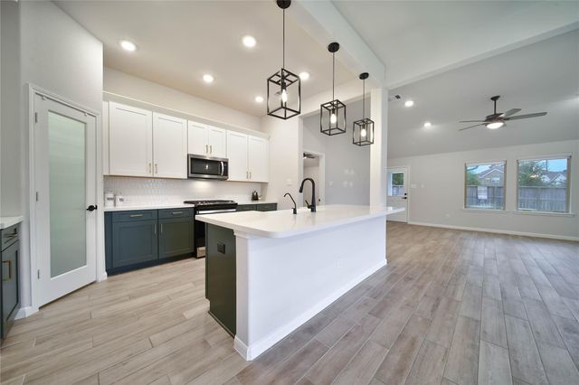20823 Little Sebastian Trail, Tomball, TX 77377