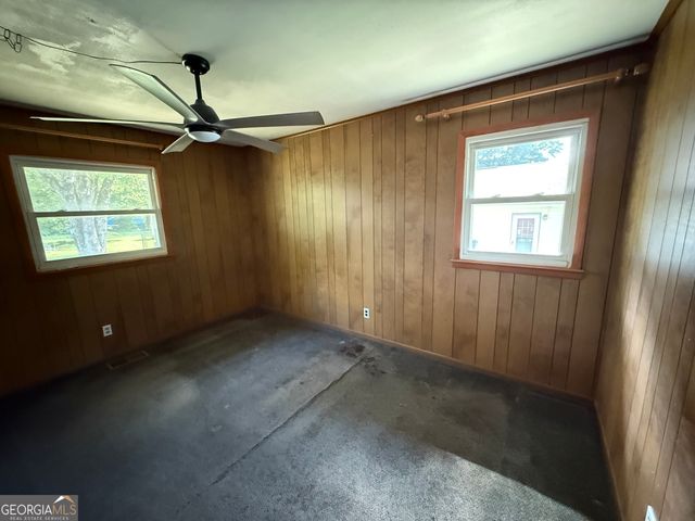 528 Pinecrest Drive, Riverdale, GA 30274