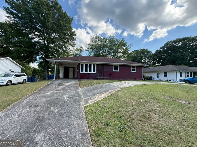 528 Pinecrest Drive, Riverdale, GA 30274