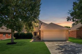 7318 CHENAL PT, San Antonio, TX 78240