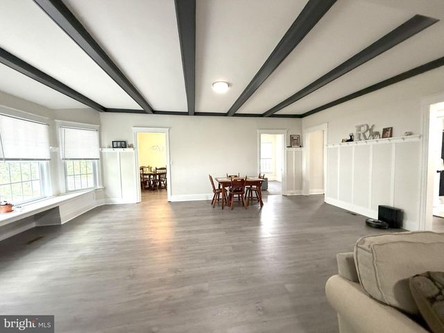 1014 NEW PEAR ST, Vineland, NJ 08360