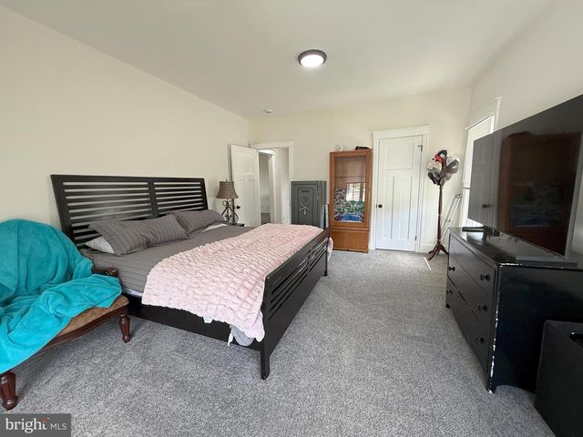 1014 NEW PEAR ST, Vineland, NJ 08360