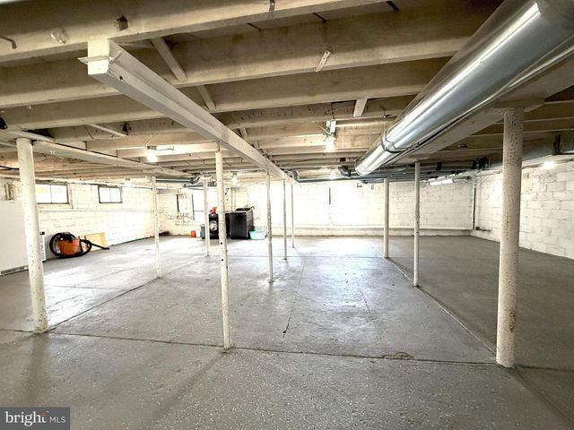1014 NEW PEAR ST, Vineland, NJ 08360