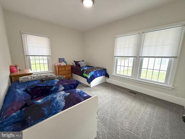1014 NEW PEAR ST, Vineland, NJ 08360