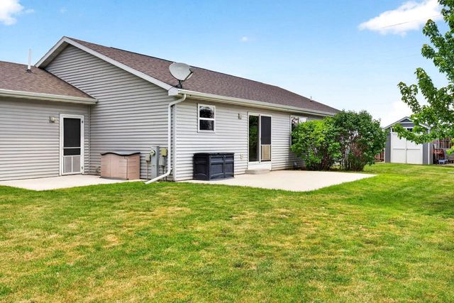 503 RUSCH DRIVE, Combined Locks, WI 54113