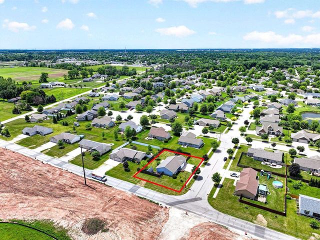 503 RUSCH DRIVE, Combined Locks, WI 54113