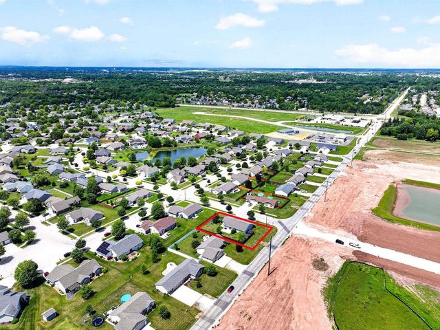 503 RUSCH DRIVE, Combined Locks, WI 54113