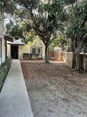 154 Fairview Street 11, Santa Ana, CA 92704