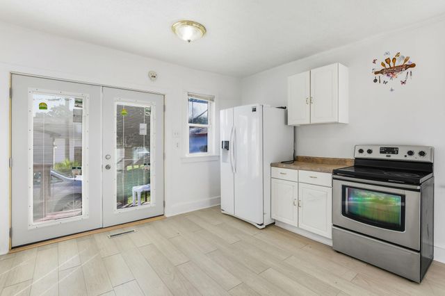 1186 Duluth Street, Saint Paul, MN 55106