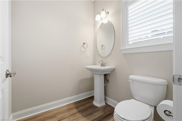 204 Thornwood DR, Suffolk, VA 23435