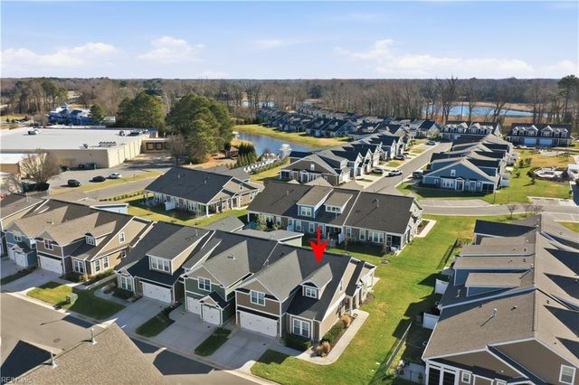 204 Thornwood DR, Suffolk, VA 23435