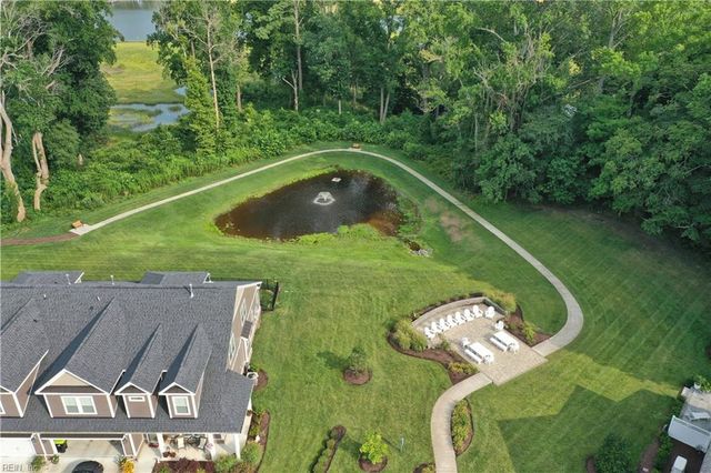 204 Thornwood DR, Suffolk, VA 23435