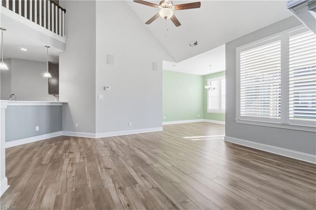 204 Thornwood DR, Suffolk, VA 23435