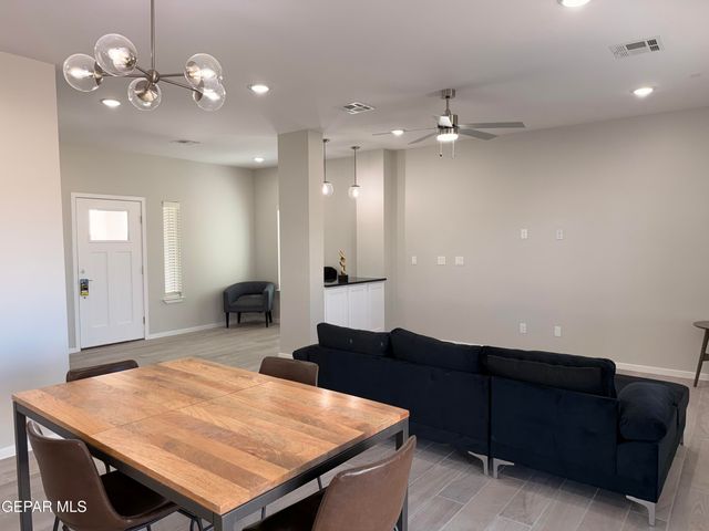 13909 Madero Avenue, Horizon City, TX 79928