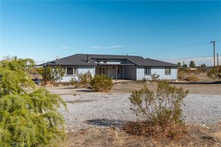 2670 Sequoia, Phelan, CA 92371