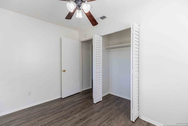 4910 TENNYSON DR, San Antonio, TX 78217