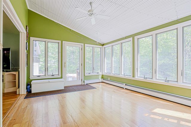 19 Winterberry Drive, Amherst, NH 03031