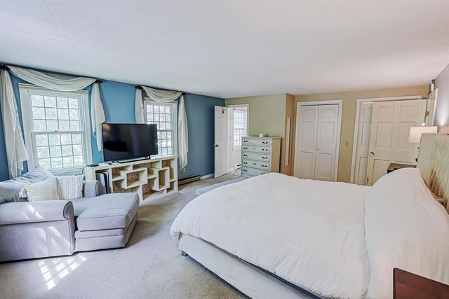 19 Winterberry Drive, Amherst, NH 03031