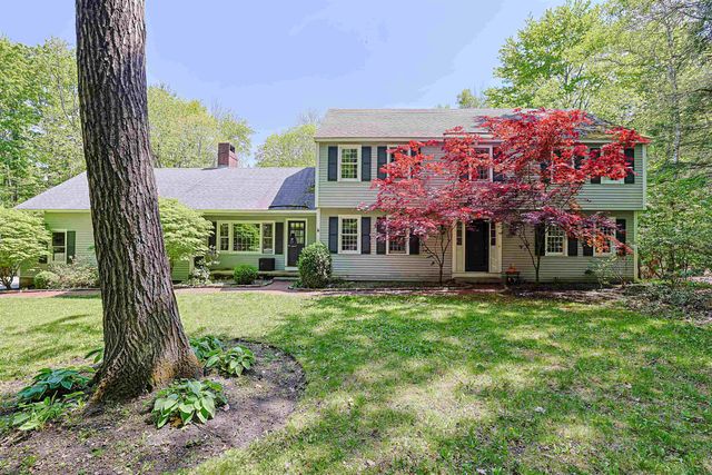 19 Winterberry Drive, Amherst, NH 03031