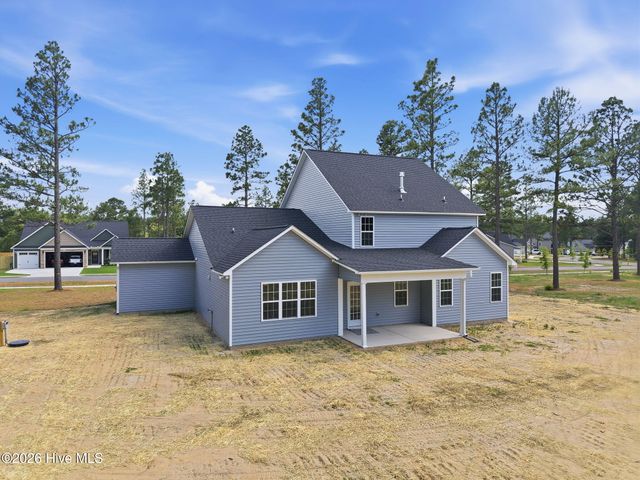 260 Twisted Pine Drive, Aberdeen, NC 28315