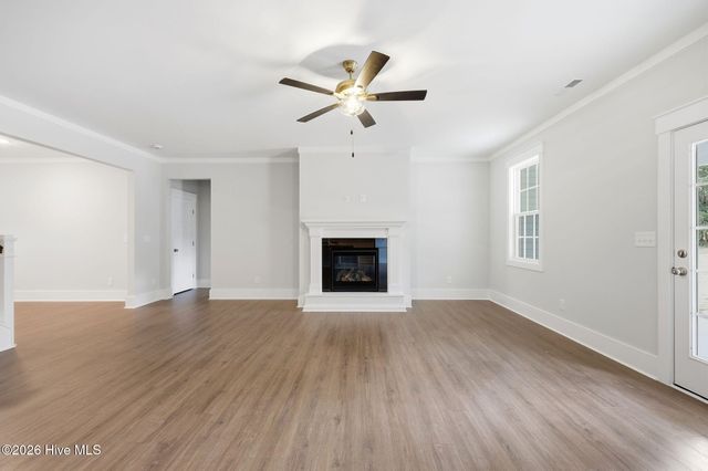 260 Twisted Pine Drive, Aberdeen, NC 28315