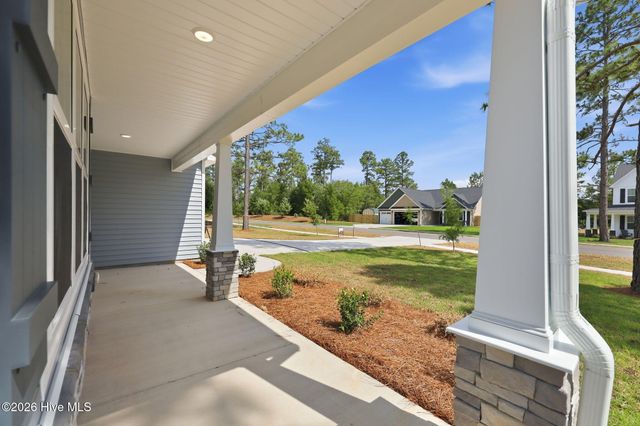 260 Twisted Pine Drive, Aberdeen, NC 28315
