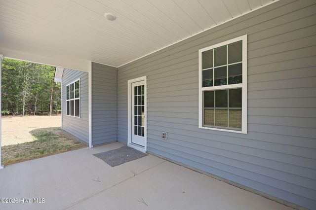 260 Twisted Pine Drive, Aberdeen, NC 28315