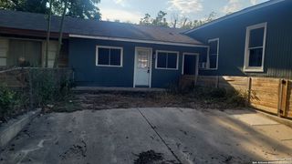 302 Hollenbeck Ave Apt 2, San Antonio, TX 78211