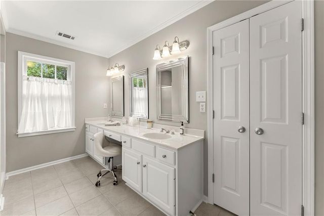4649 Windsor Drive, Flowery Branch, GA 30542