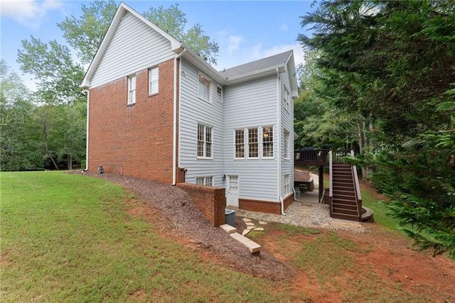 4649 Windsor Drive, Flowery Branch, GA 30542