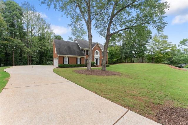4649 Windsor Drive, Flowery Branch, GA 30542