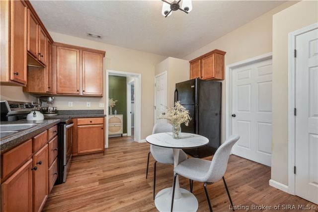 2106 Beeler Street, New Albany, IN 47150