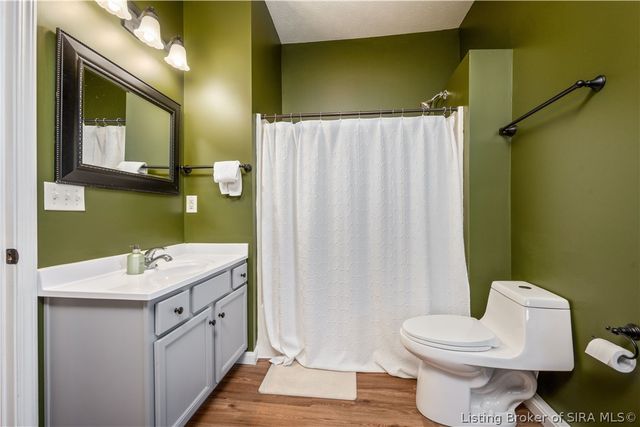 2106 Beeler Street, New Albany, IN 47150