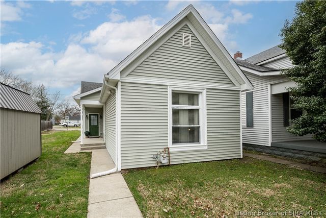 2106 Beeler Street, New Albany, IN 47150