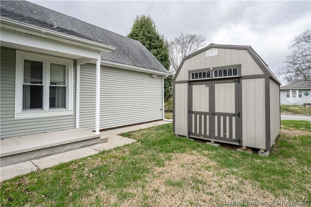 2106 Beeler Street, New Albany, IN 47150