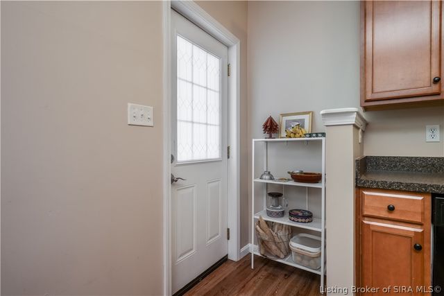 2106 Beeler Street, New Albany, IN 47150