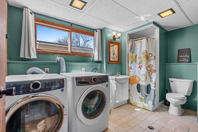 1076 GOSS AVENUE, Menasha, WI 54952