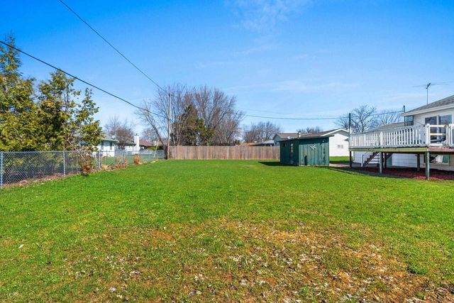 1076 GOSS AVENUE, Menasha, WI 54952