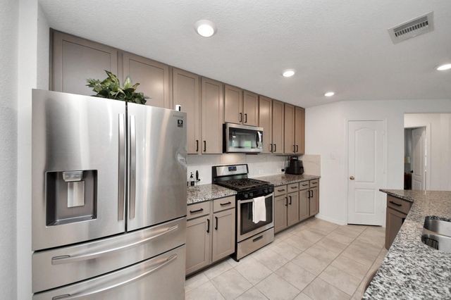 1509 Portola Drive, Rosharon, TX 77583